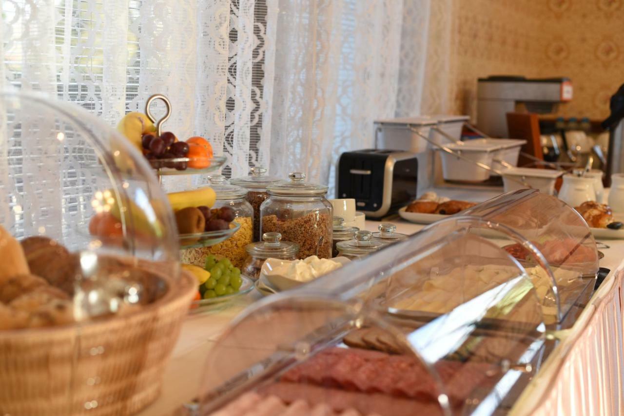 Villa Zerotin Penzion Bed & Breakfast Velke Losiny Exterior photo